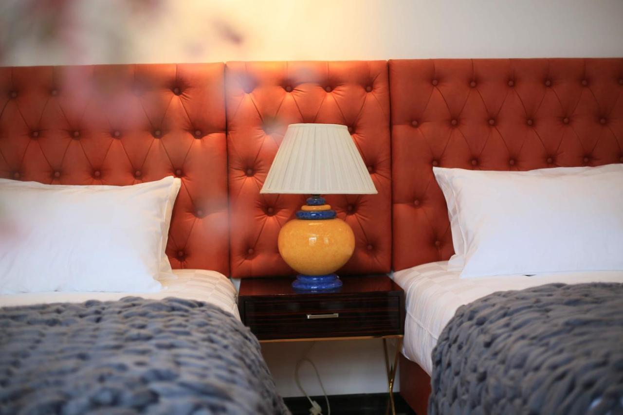 Hotel Otakhebi Sarpi Esterno foto
